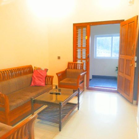 The Two Bedroom House 마디케리 외부 사진